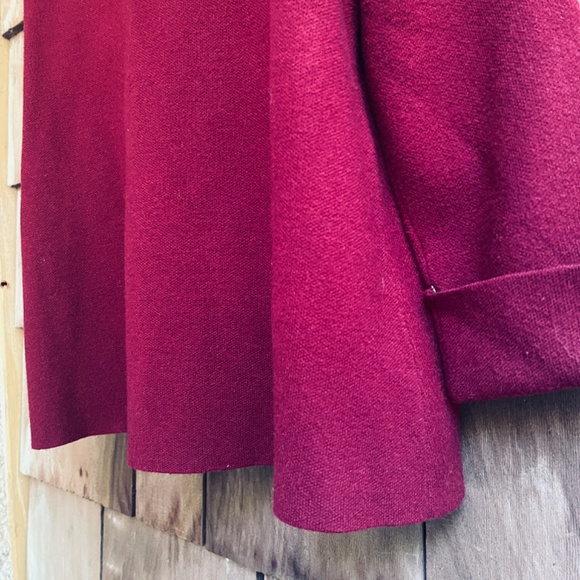 Cynthia Rowley Knit Sweater Red Maroon 3/4 Sleeve  Turn-ups Trim Top Size M - Picture 12 of 13